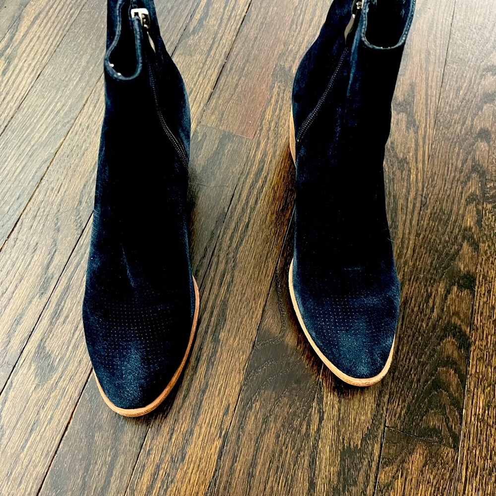 Navy suede Silent D bootie. Size 40/9.5